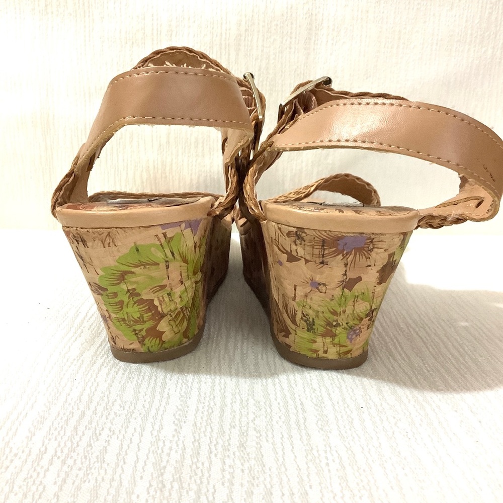 STEVE MADDEN “Buttercup” Printed Cork Wedge Sandals - Picture 6 of 10